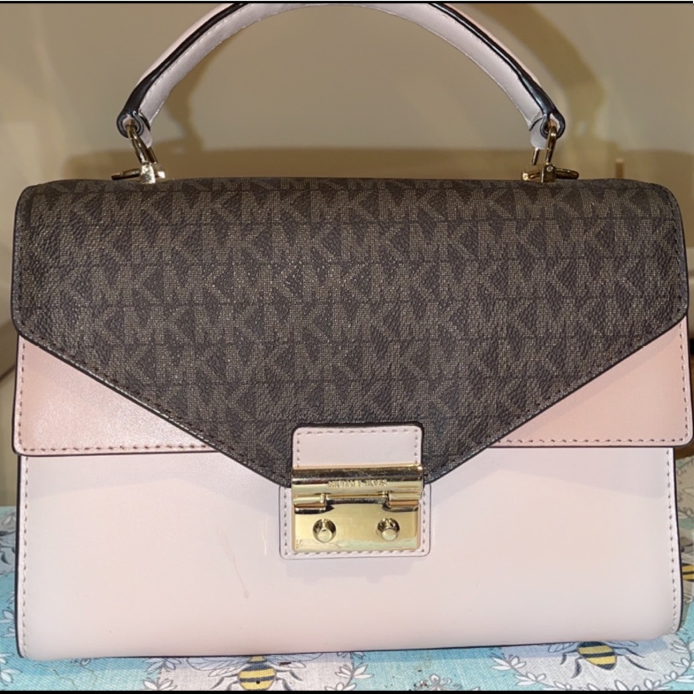 Lightly used Michel Kors purse